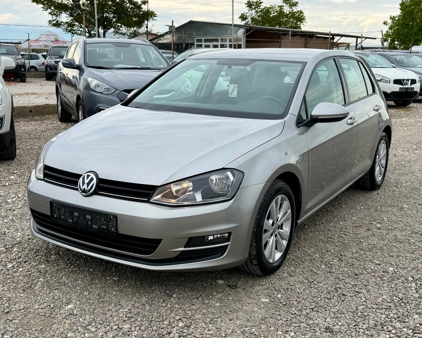 VW Golf 1.6 TDI * АВТОМАТ* 