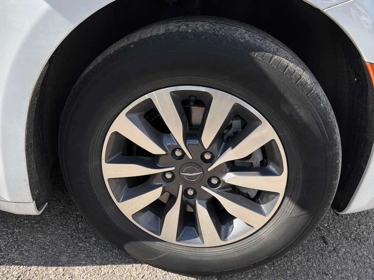 Chrysler Pacifica * Limited * CARFAX * 2 ����� * KEYLESS * ������� | Mobile.bg � ����������� 7