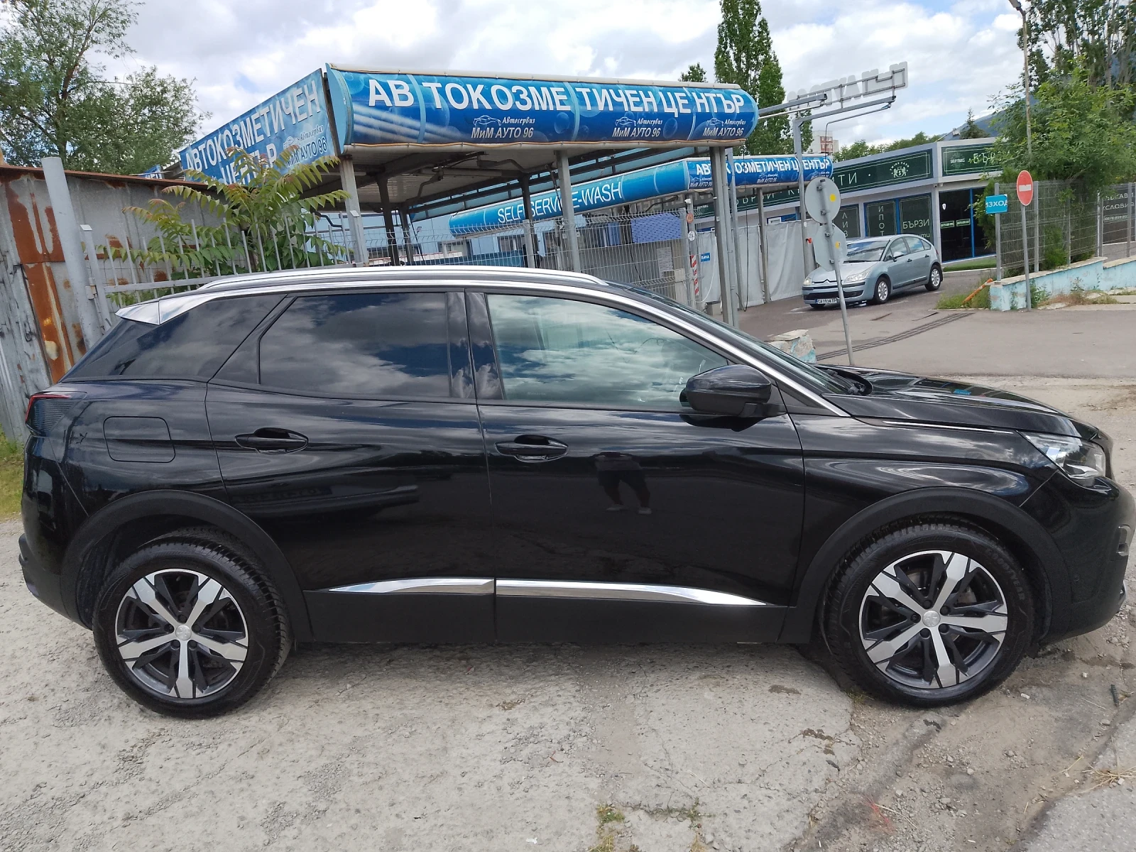 Peugeot 3008 1.5 HDI/ALLURE/ПАНОРАМА, снимка 4 - Автомобили и джипове - 54894737