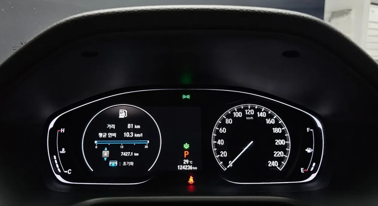 Honda Accord 1.5T Бензин, снимка 5 - Автомобили и джипове - 55135047