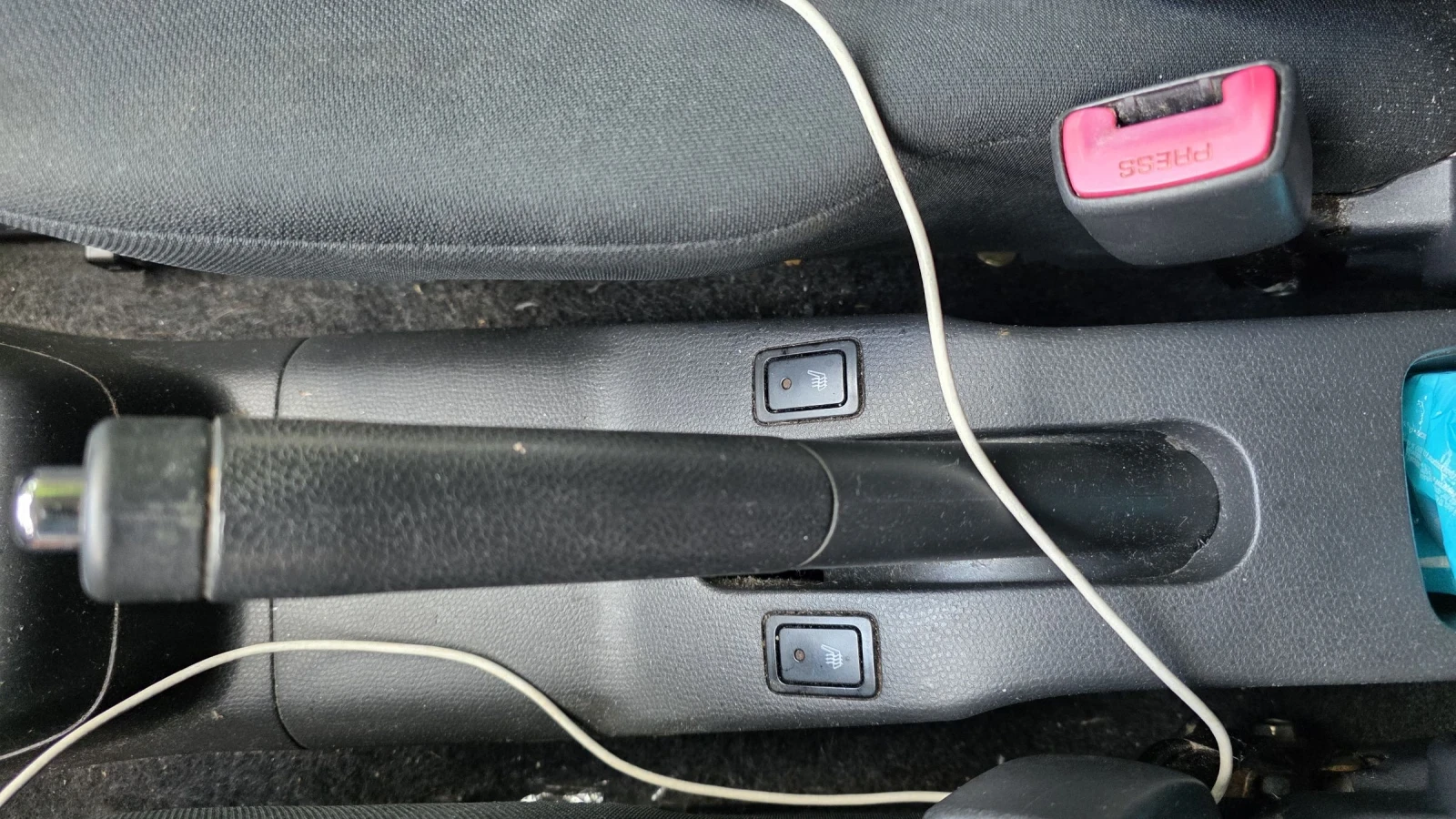 Suzuki Swift 1.3, снимка 8 - Автомобили и джипове - 55416827