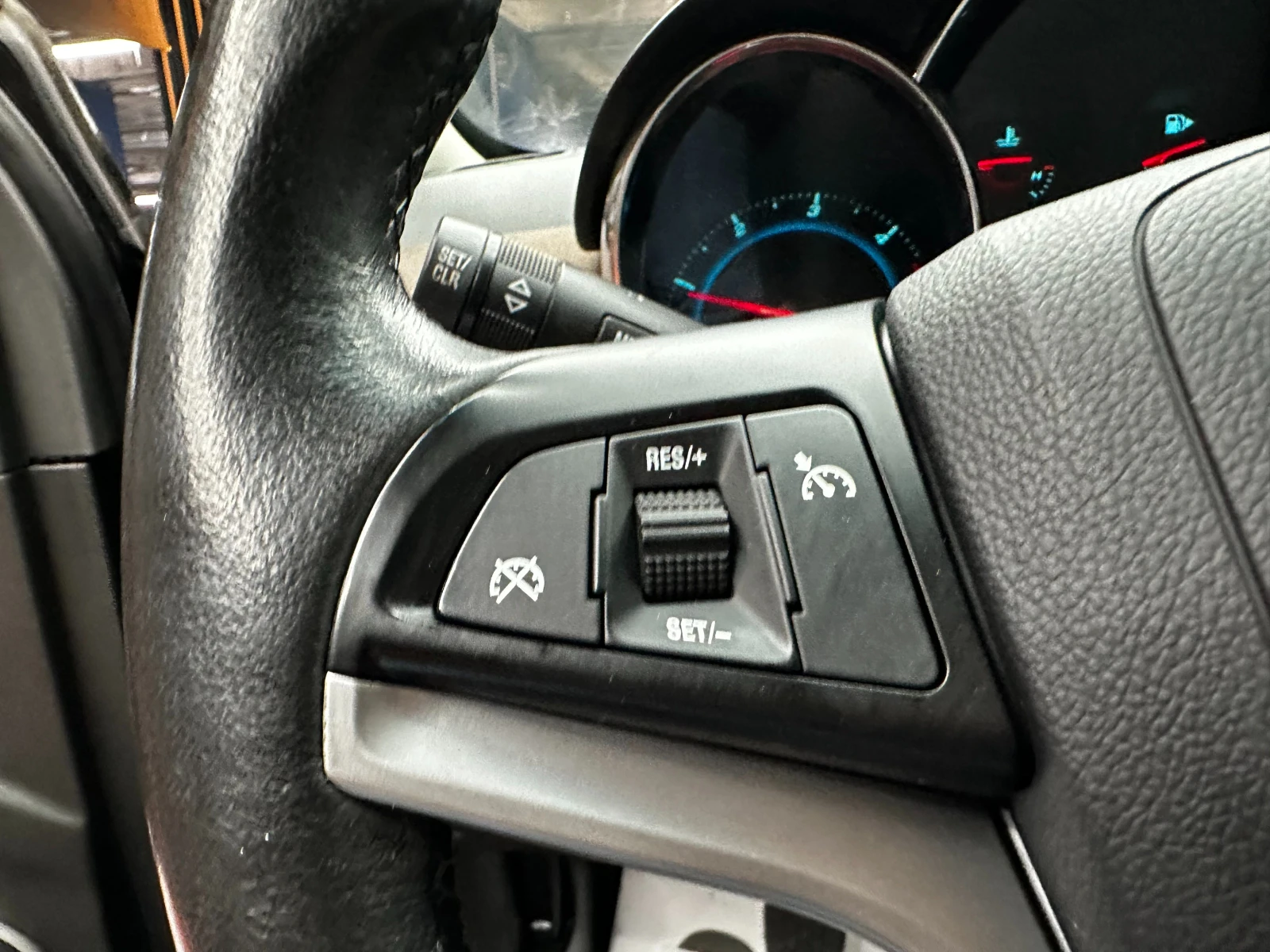 Chevrolet Cruze 1.7d 131 к.с. , снимка 16 - Автомобили и джипове - 55446414