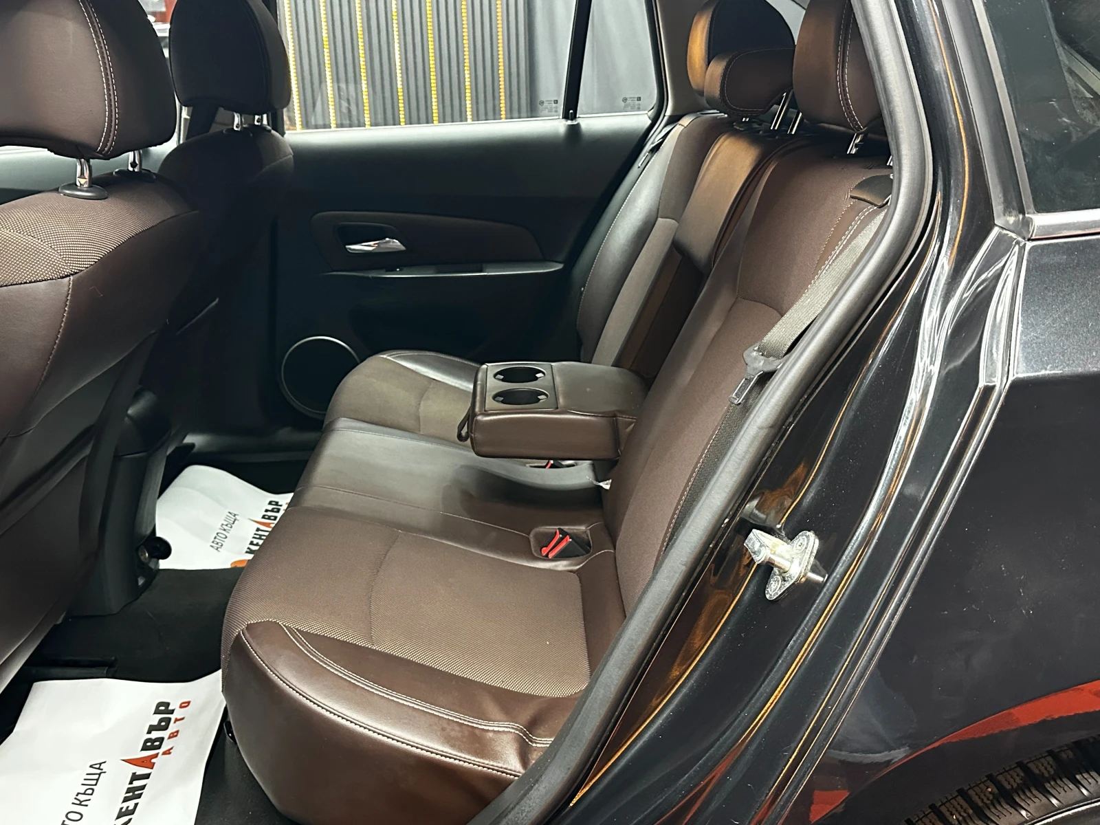 Chevrolet Cruze 1.7d 131 к.с. , снимка 9 - Автомобили и джипове - 55446414