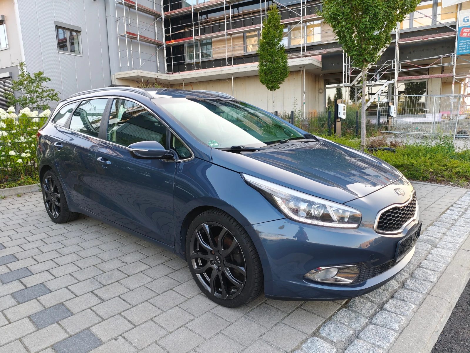 Kia Ceed 1.6CRDI, снимка 6 - Автомобили и джипове - 55492066