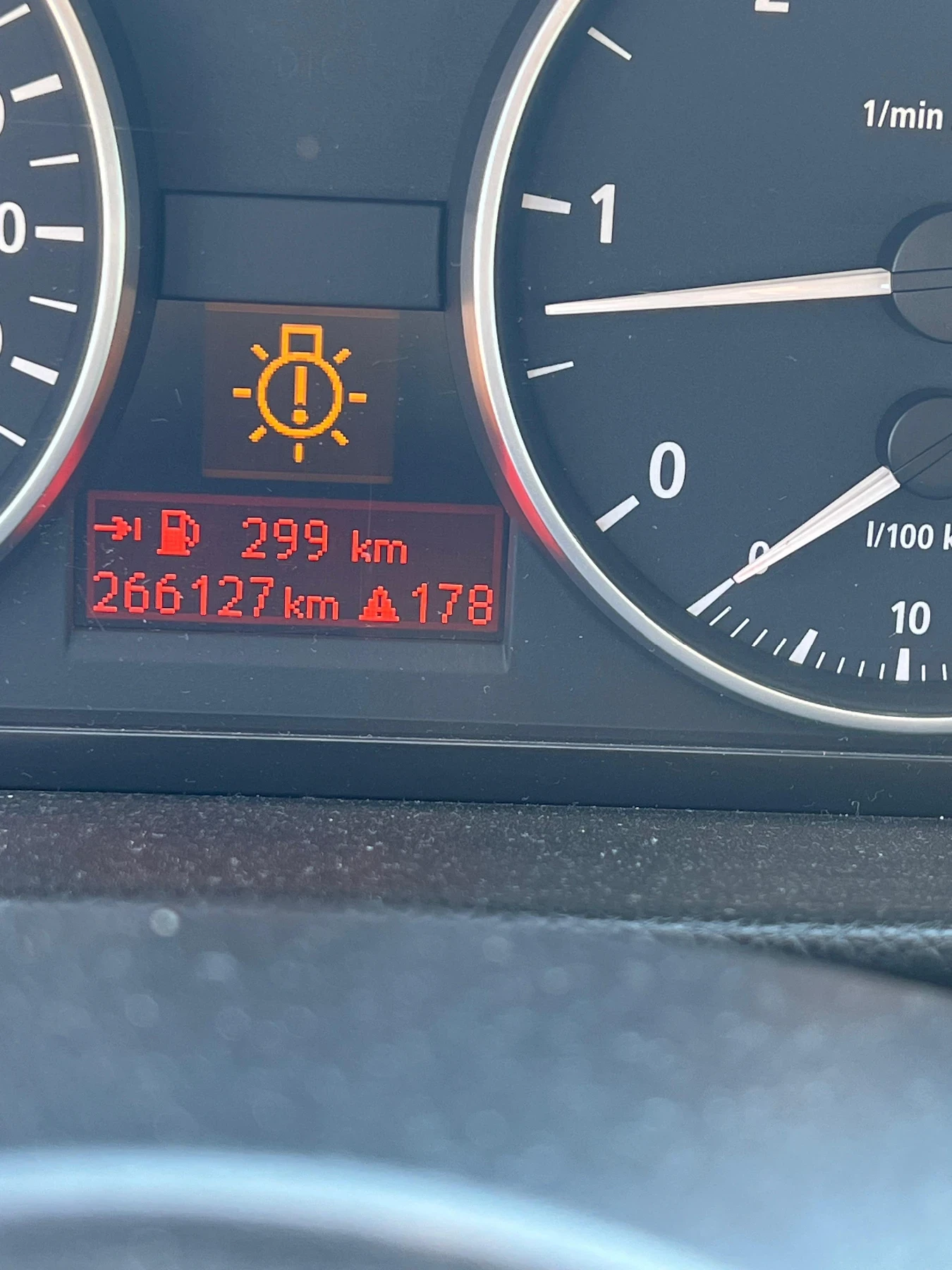 BMW 330, снимка 16 - Автомобили и джипове - 56202622