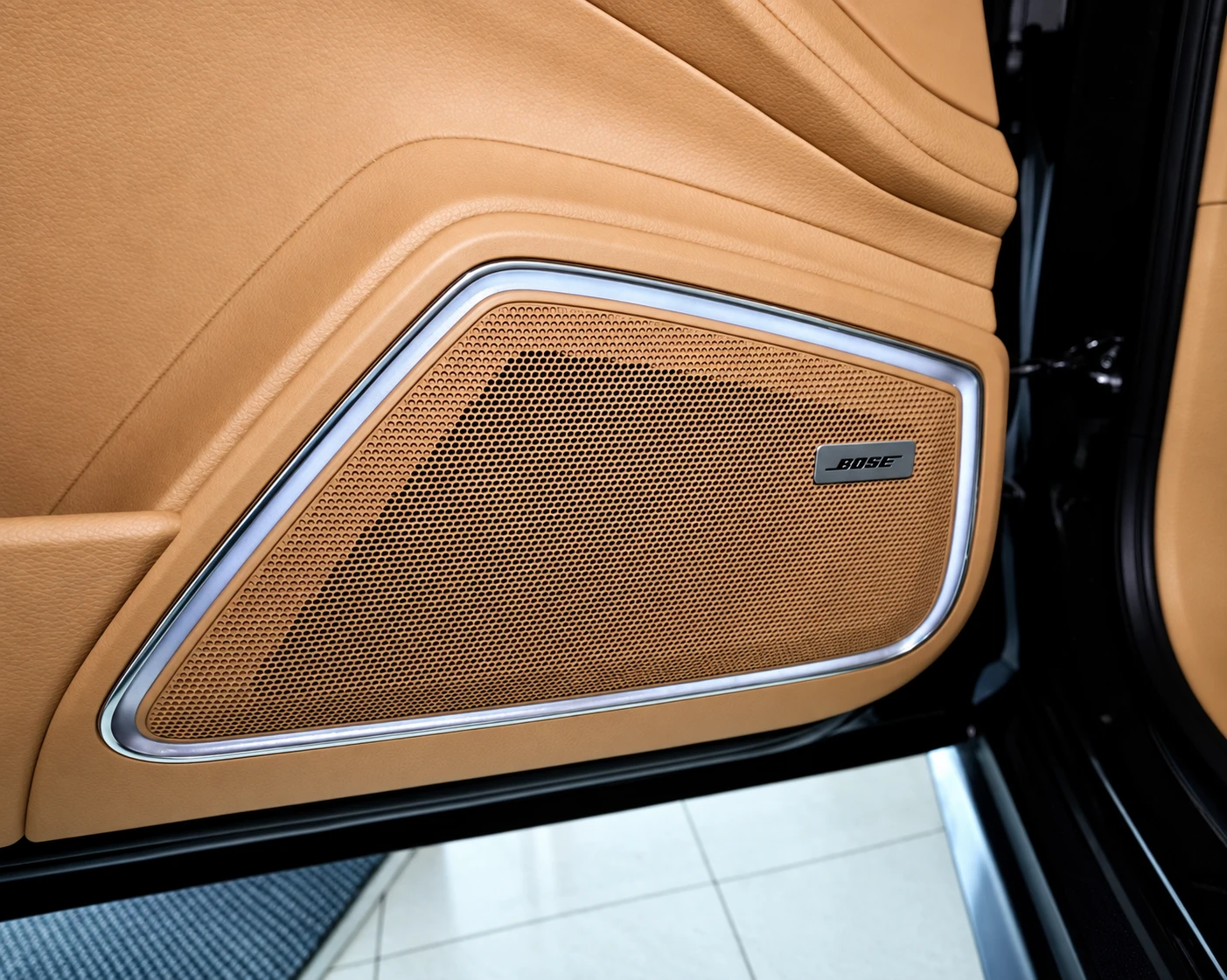 Porsche Panamera 4, снимка 8 - Автомобили и джипове - 56370764