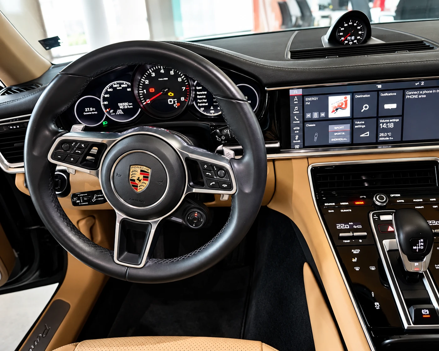 Porsche Panamera 4, снимка 6 - Автомобили и джипове - 56370764