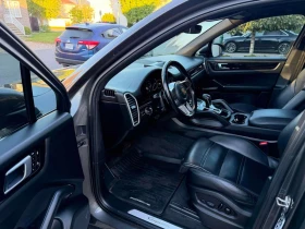 Porsche Cayenne E Hybrid AWD  CARFAX, снимка 5