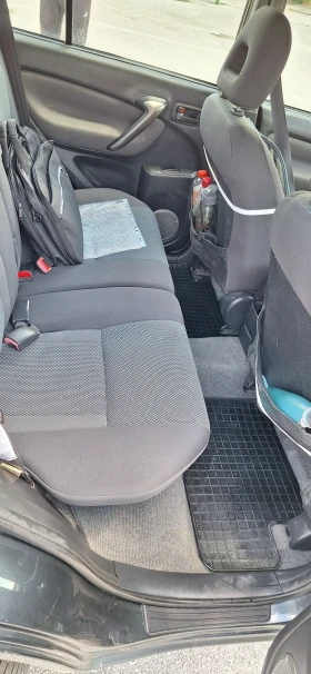 Toyota Rav4 2.0D4D-4X4 - 6900 лв. - 80622234 13