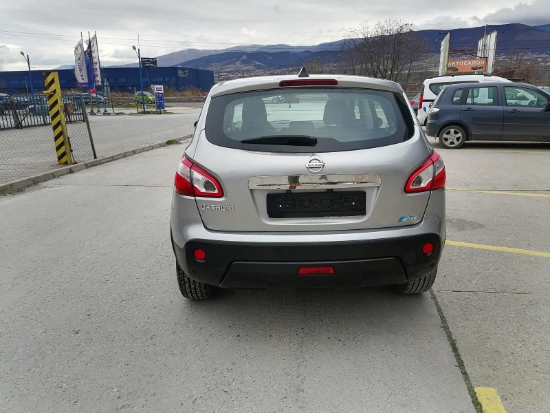 Nissan Qashqai, снимка 5 - Автомобили и джипове - 44765494