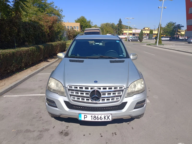 Mercedes-Benz ML 320 3.2CDI Facelift, снимка 2 - Автомобили и джипове - 47409418