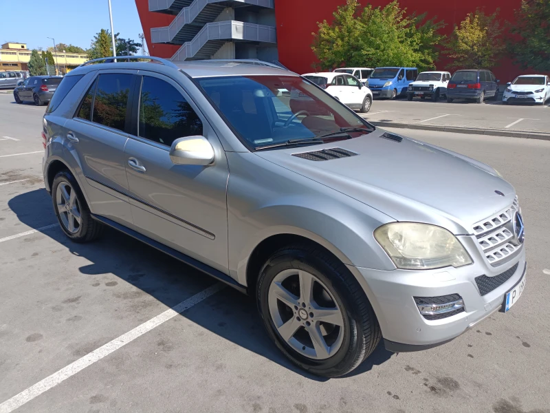 Mercedes-Benz ML 320 3.2CDI Facelift, снимка 3 - Автомобили и джипове - 47409418