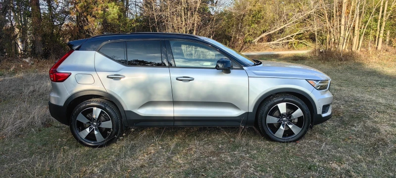 Volvo XC40 T5 4X4, снимка 7 - Автомобили и джипове - 48436992