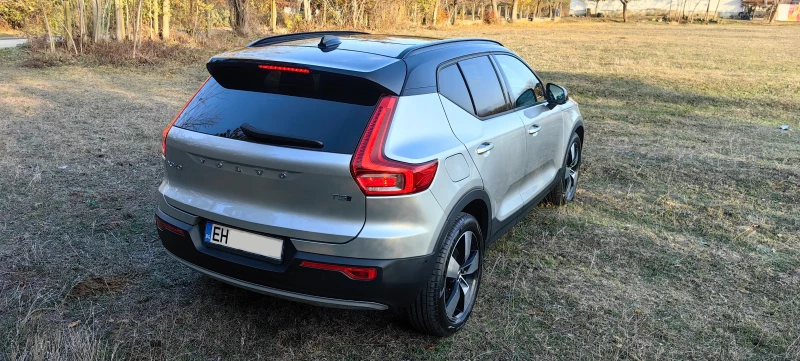 Volvo XC40 T5 4X4, снимка 8 - Автомобили и джипове - 48436992