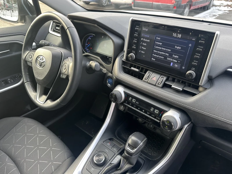 Toyota Rav4 HYBRID 4X4, снимка 16 - Автомобили и джипове - 49238832