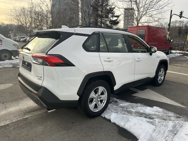 Toyota Rav4 HYBRID 4X4, снимка 8 - Автомобили и джипове - 49238832