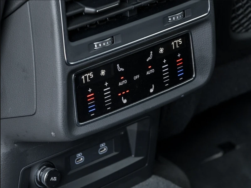 Audi Q8 2022 Audi Q8 55 Progressiv , снимка 11 - Автомобили и джипове - 51262836