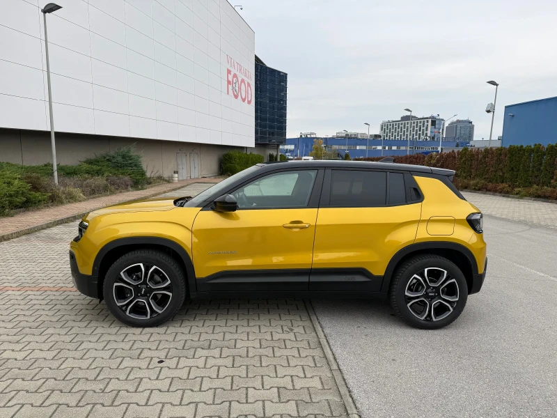 Jeep Avenger Summit-Paket / Електричка, снимка 4 - Автомобили и джипове - 52507650