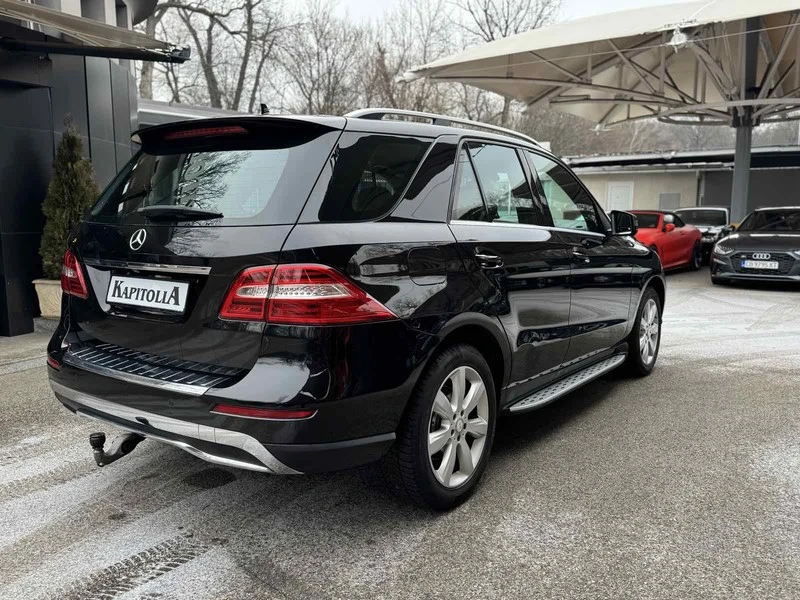 Mercedes-Benz ML 350 BLUETEC 4MATIC, снимка 5 - Автомобили и джипове - 53203026