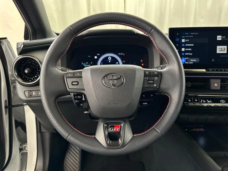 Toyota C-HR GR Sport 2.0, снимка 10 - Автомобили и джипове - 56078116