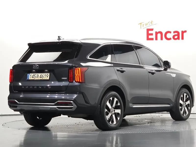 Kia Sorento 2.5T 2WD* Дигитал* Обдухване* 360 камера