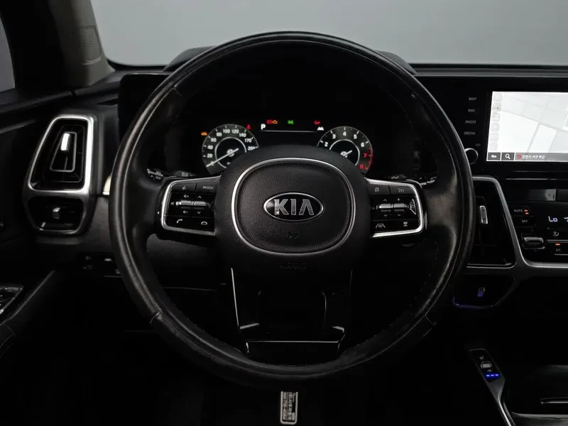 Kia Sorento 2.5T 2WD* �������* ���������* 360 ������ | Mobile.bg � ����������� 12