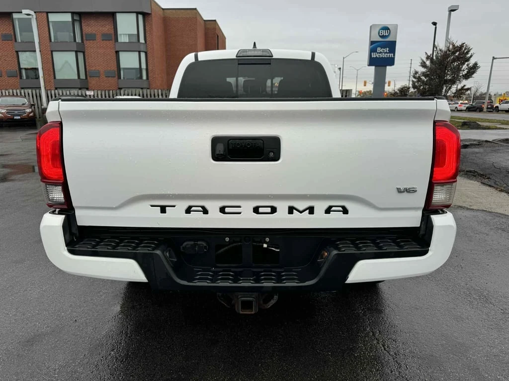 Toyota Tacoma * SR5 * CARFAX *    | Mobile.bg   4