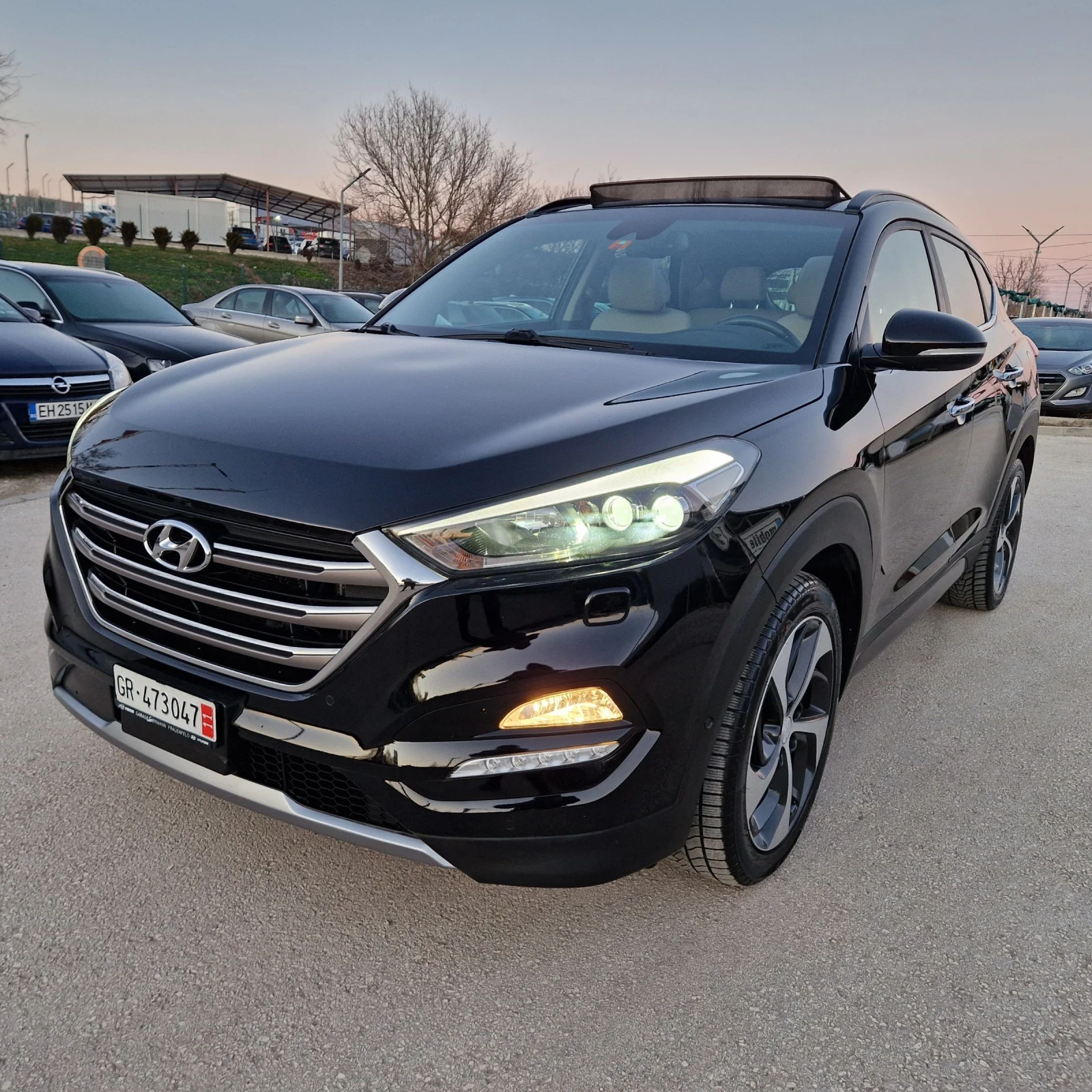 Hyundai Tucson 2.0 185к.4Х4 VERTEX/ОБДУХВАНЕ/ПАНОРАМА/ ШВЕЙЦАРИЯ  - изображение 3