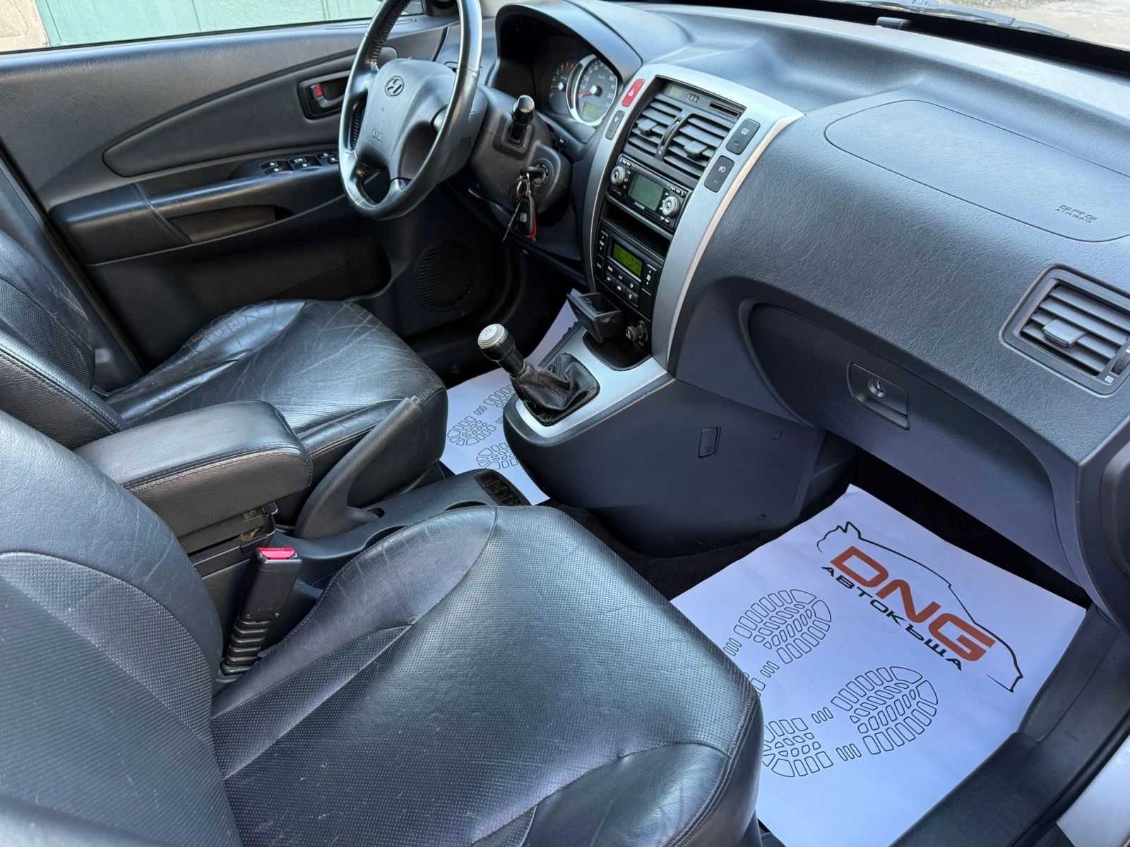 Hyundai Tucson 2, 000CRDI 4x4 EURO4 , снимка 8 - Автомобили и джипове - 54296248