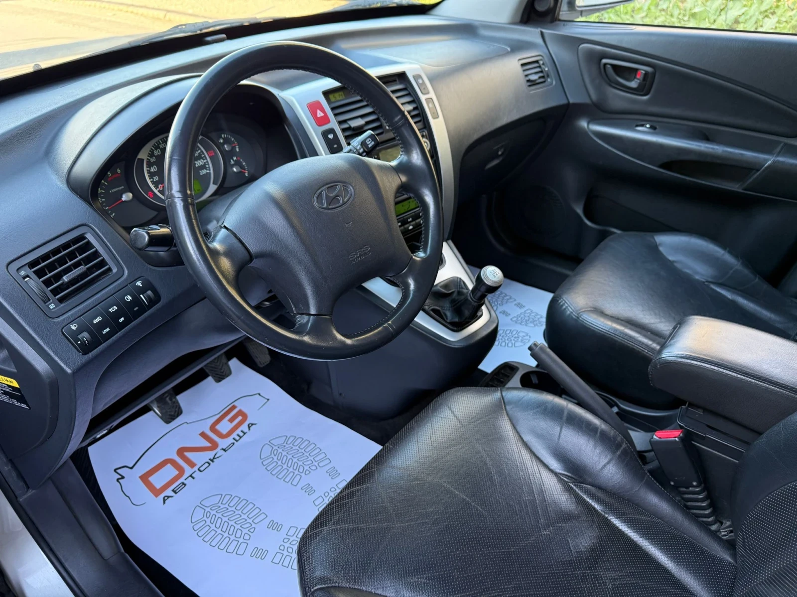 Hyundai Tucson 2, 000CRDI 4x4 EURO4 , снимка 9 - Автомобили и джипове - 54296248