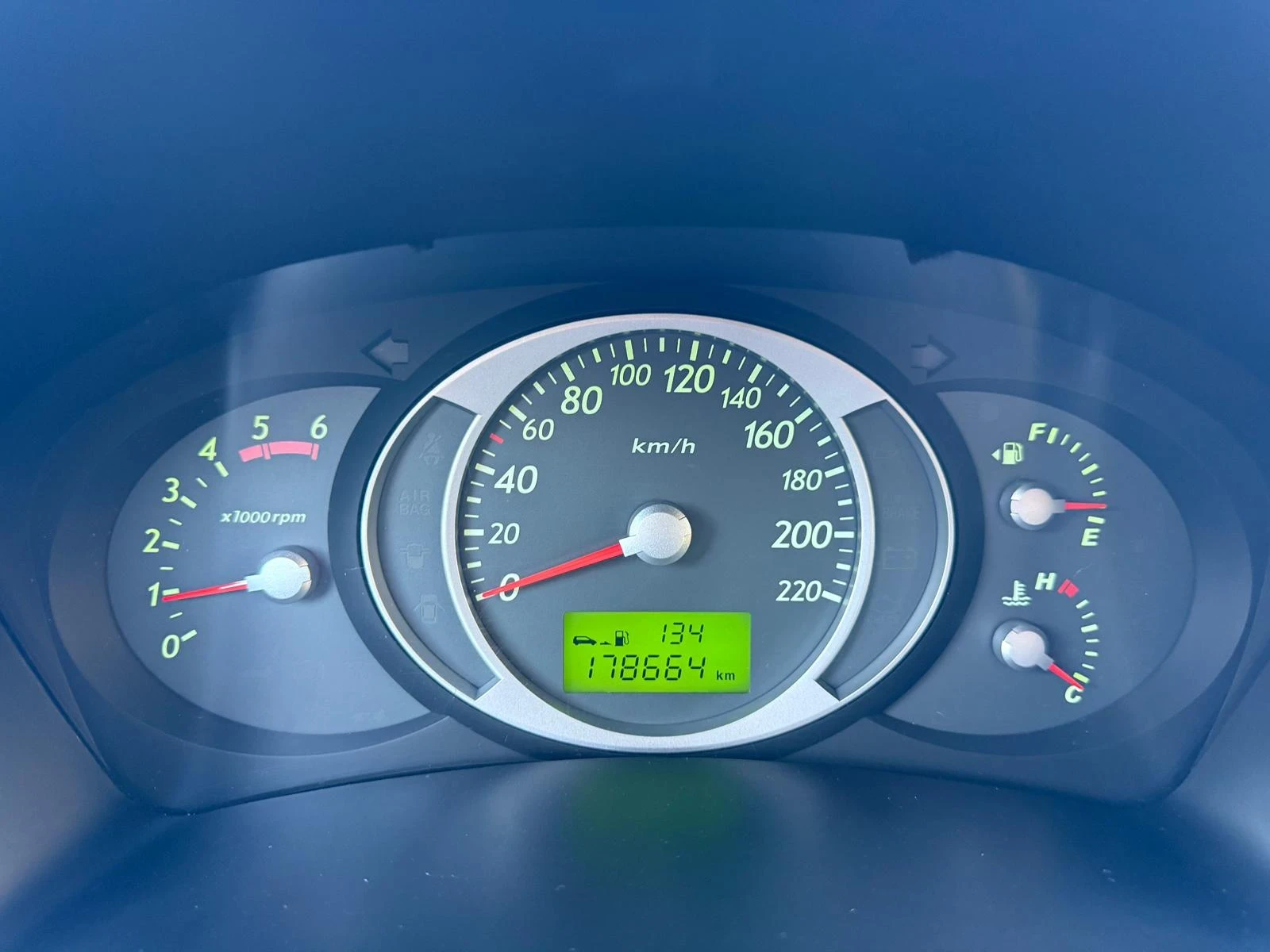 Hyundai Tucson 2, 000CRDI 4x4 EURO4 , снимка 12 - Автомобили и джипове - 54296248