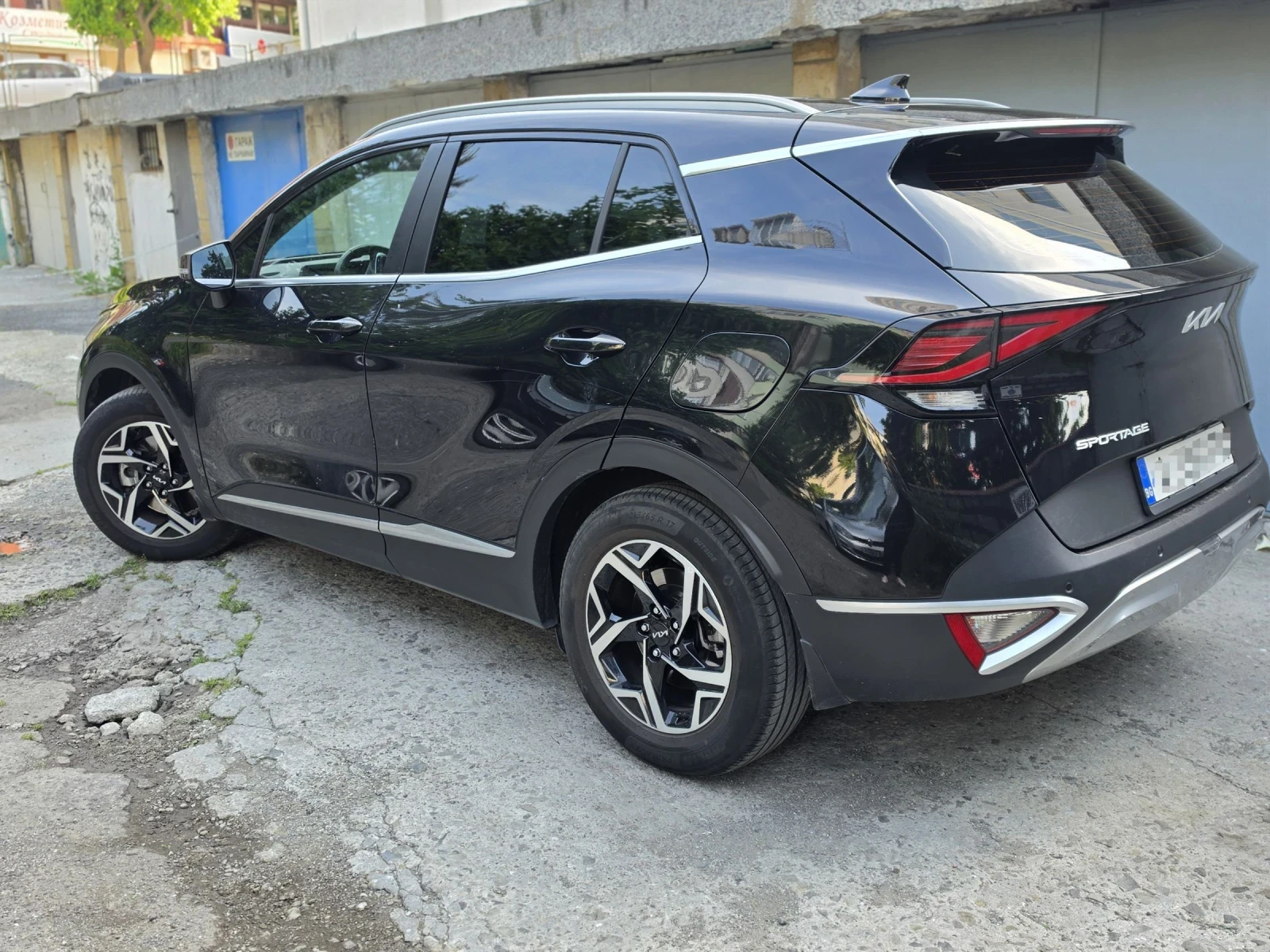 Kia Sportage, снимка 4 - Автомобили и джипове - 54766907