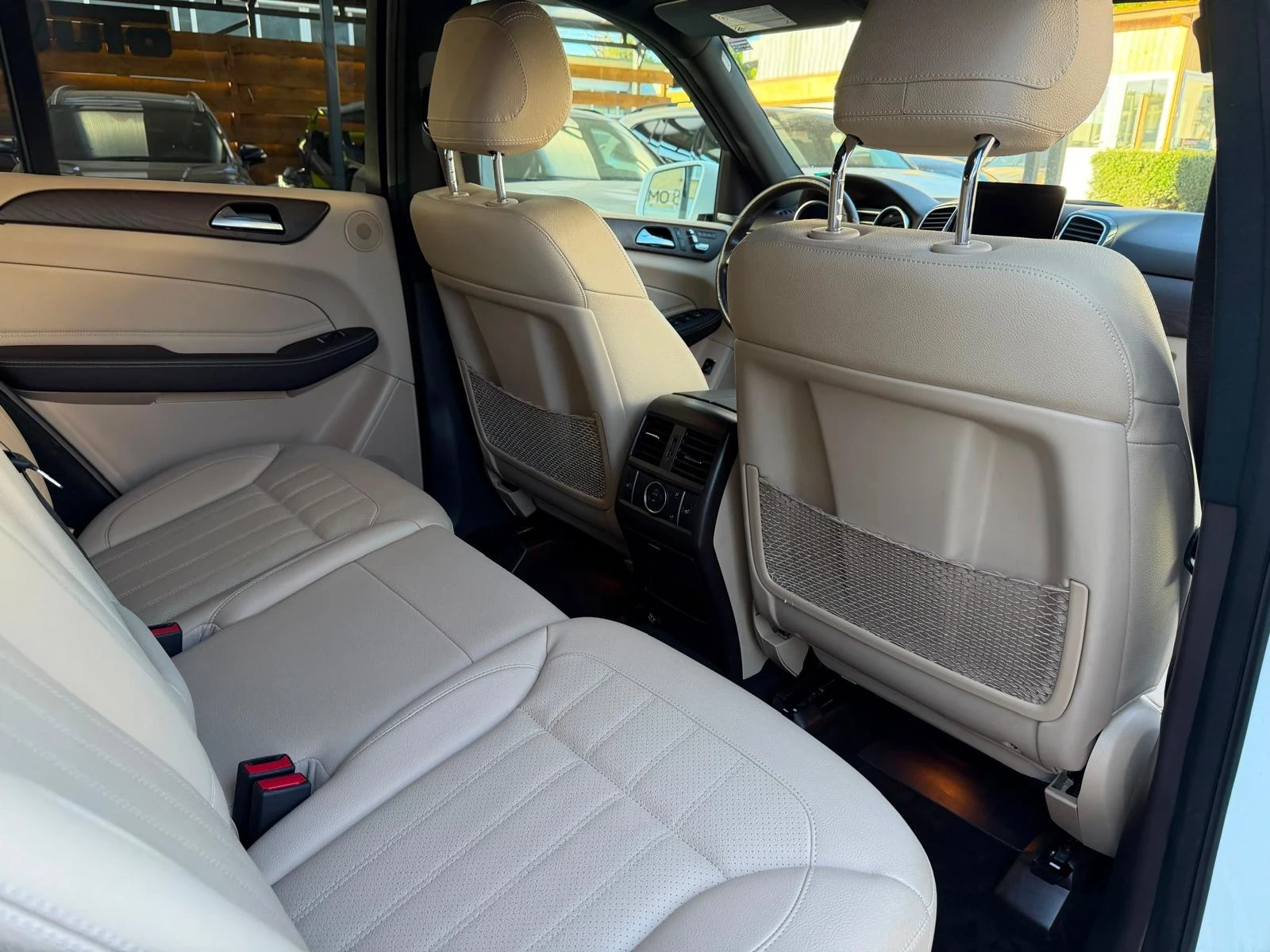 Mercedes-Benz GLE 400 4Matic AMG-Pack, снимка 12 - Автомобили и джипове - 54934428