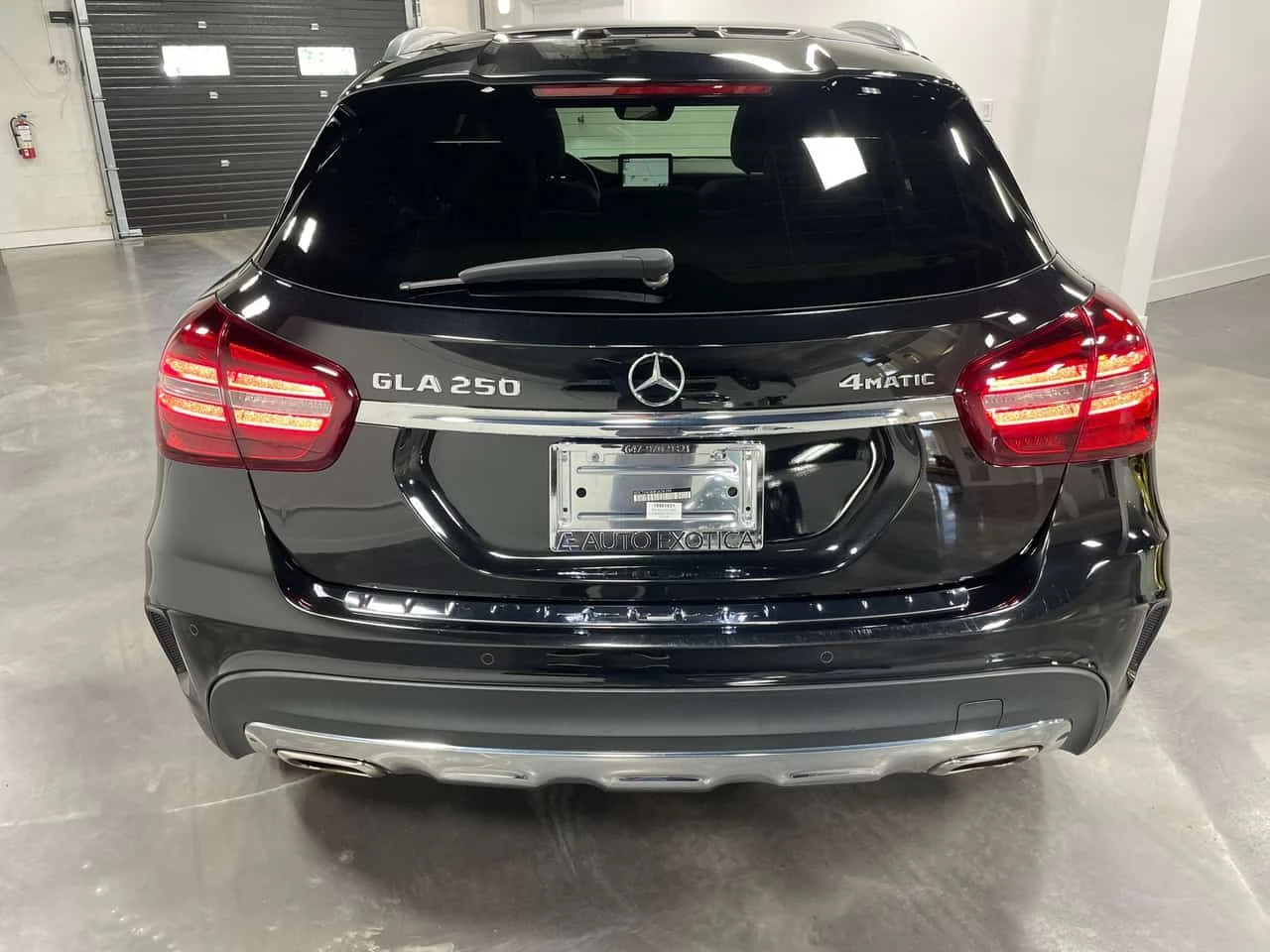 Mercedes-Benz GLA 250 АМГ ПАК/ПАНОРАМА/ПОДГРЕВ/ПАМЕТ/CARFAX/ФИНАНСИРАНЕ, снимка 7 - Автомобили и джипове - 55040456