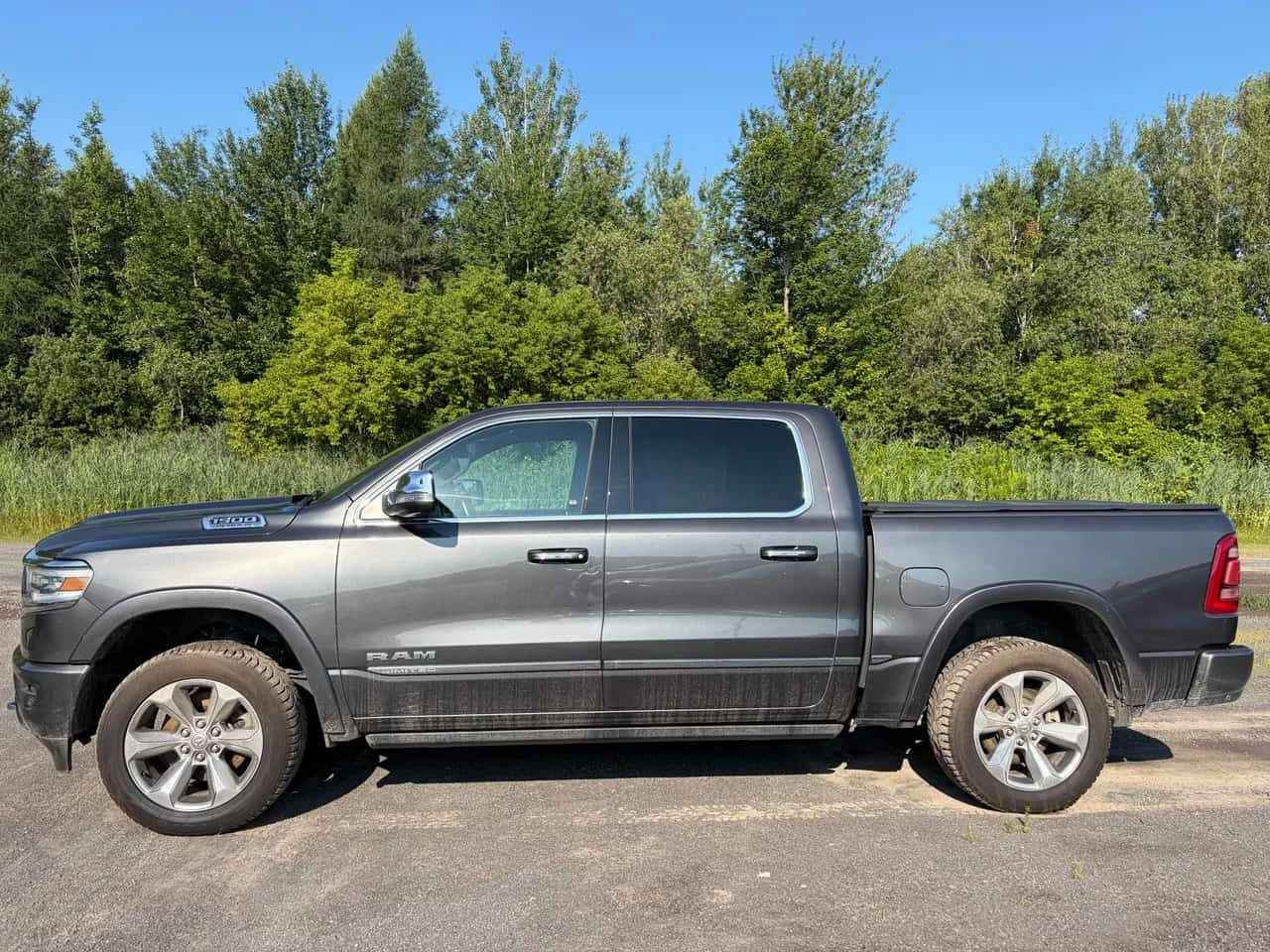 Dodge RAM 1500 Limited | ПОДГРЕВ | ВЪЗДУХ | CARFAX | , снимка 2 - Автомобили и джипове - 55584700