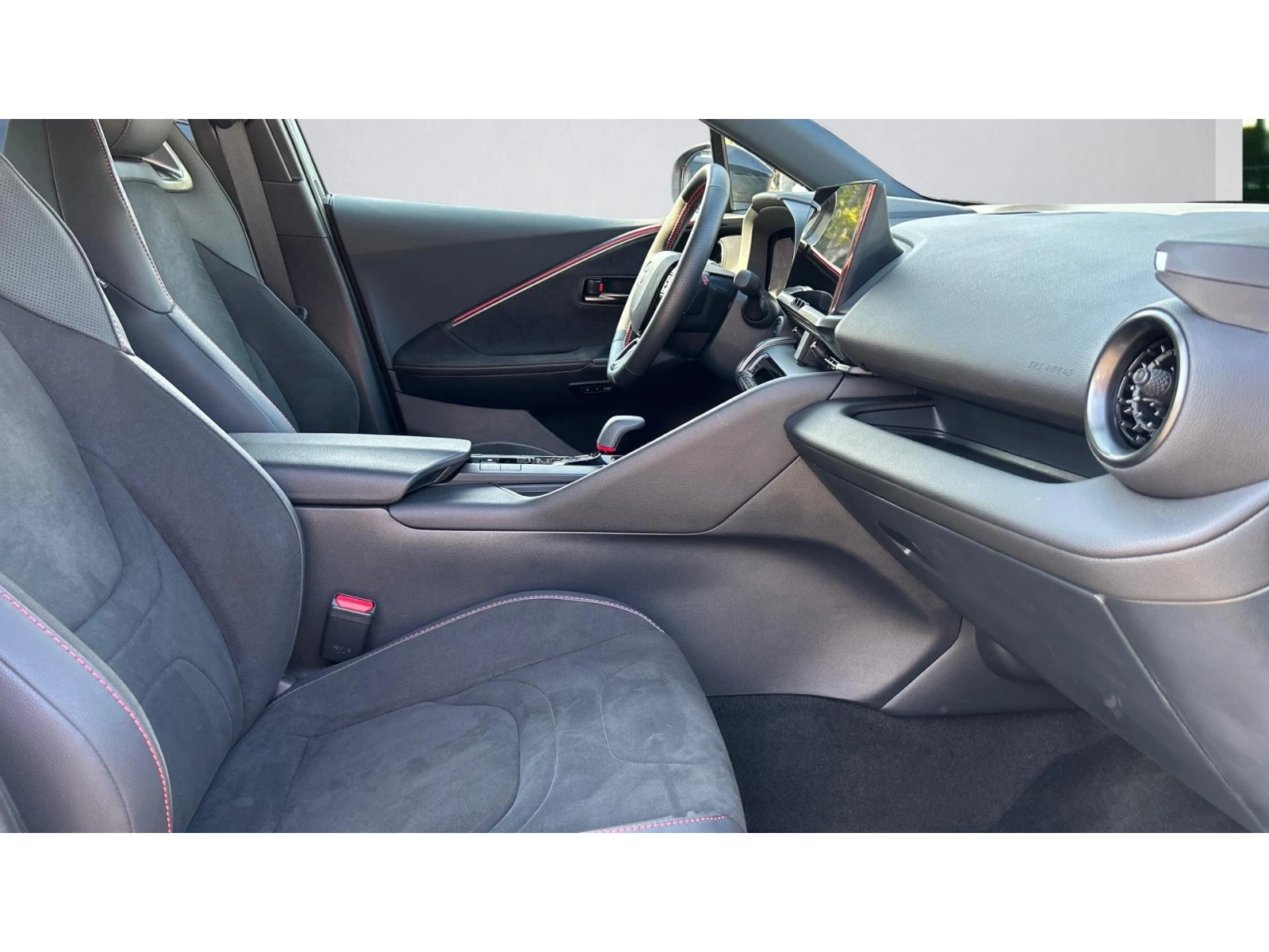 Toyota C-HR Месечна вноска от 560  , снимка 6 - Автомобили и джипове - 55800145