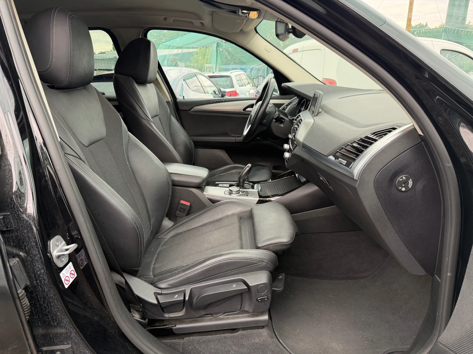 BMW X3 2.0D S-Drive, снимка 9 - Автомобили и джипове - 56512528