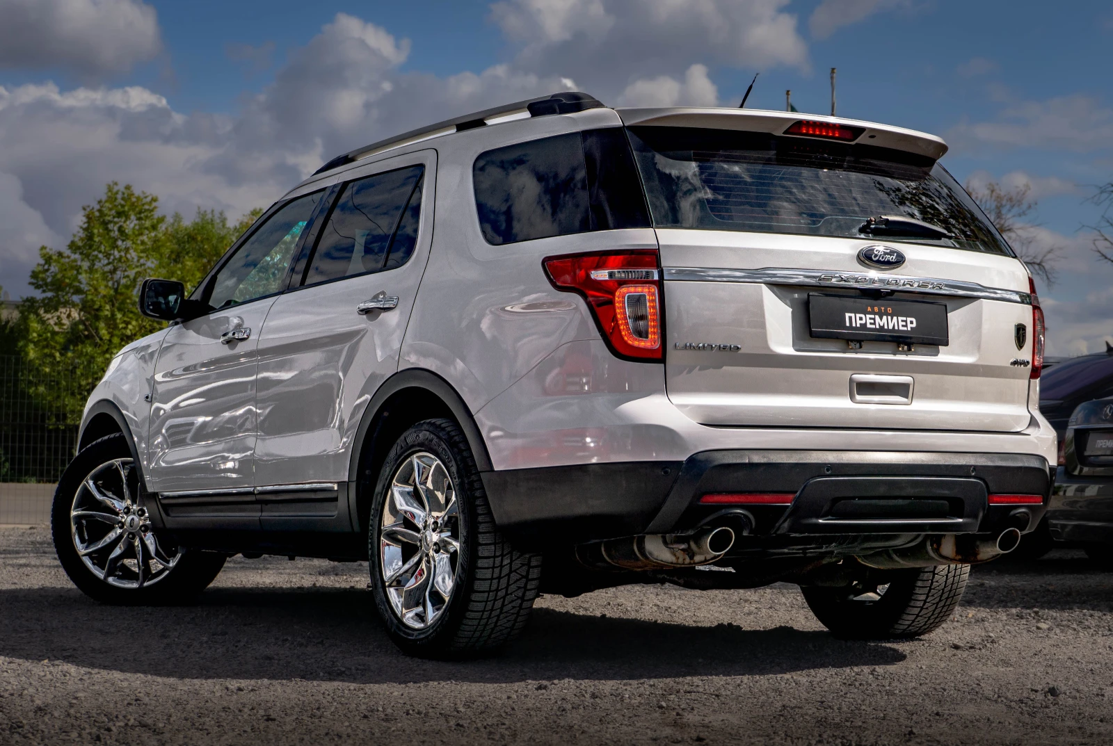 Ford Explorer 3.5 4X4-V6-294hp-7 МЕСТЕН!, снимка 6 - Автомобили и джипове - 56198024