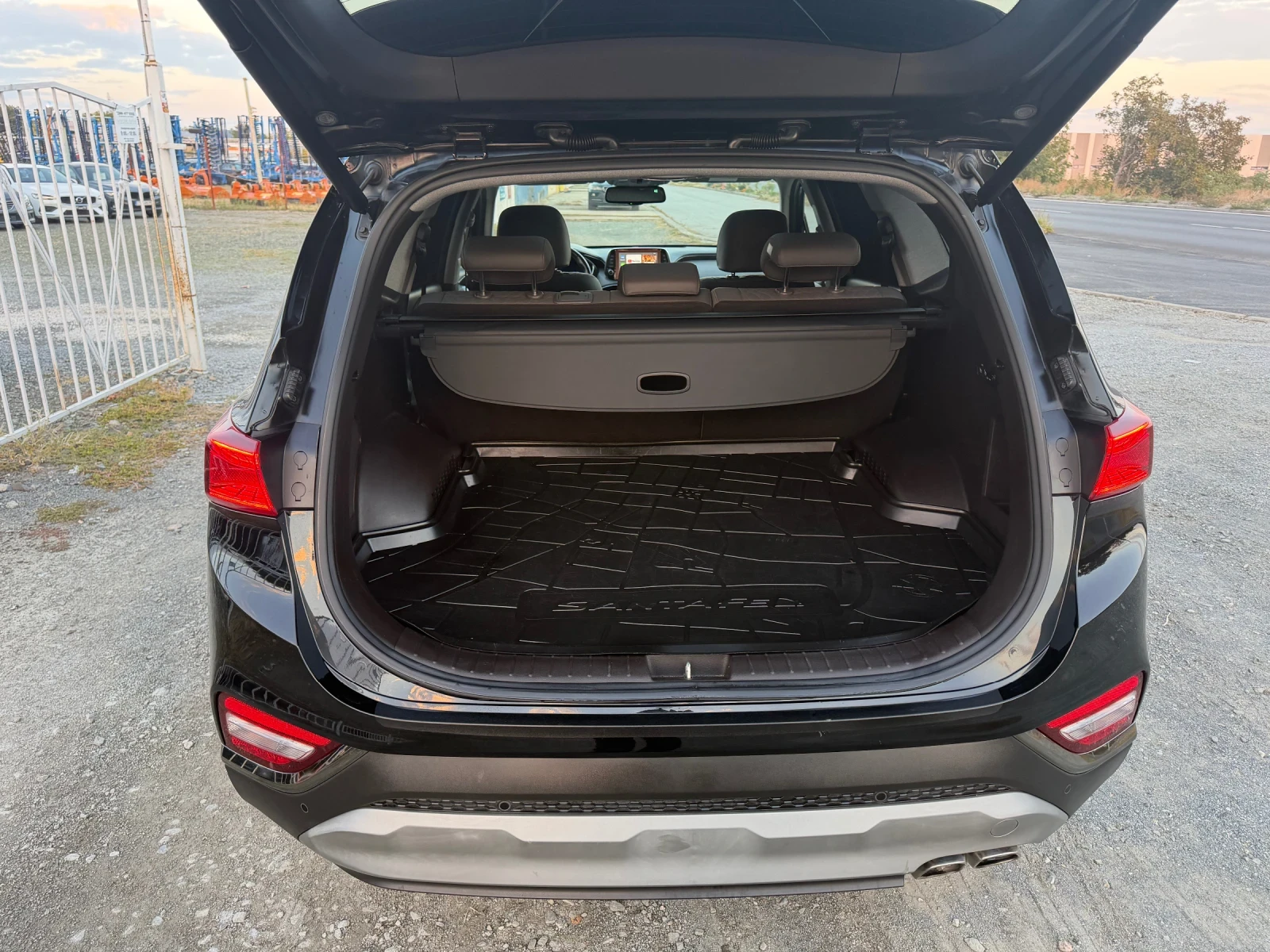 Hyundai Santa fe PREMIUM PLUS / 4�4 / �������� / YOUTUBE / WAZE | Mobile.bg � ����������� 13