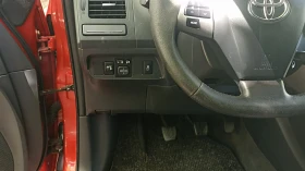 Toyota Auris, снимка 16