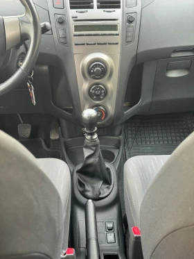 Toyota Yaris, снимка 8