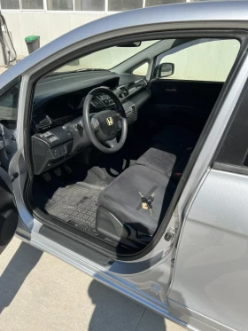 Honda Fr-v, снимка 7