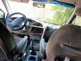 Chrysler Voyager 2.0i.    133 кс. Газ/бензин , снимка 6
