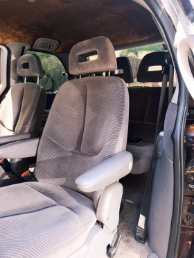 Chrysler Voyager 2.0i.    133 кс. Газ/бензин , снимка 5