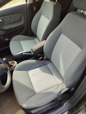 Seat Ibiza 1.4TDI, снимка 10 - Автомобили и джипове - 45371978