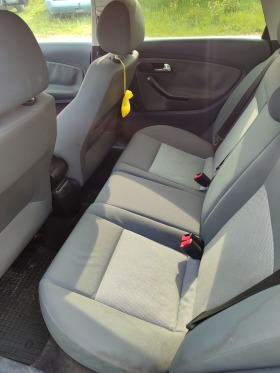Seat Ibiza 1.4TDI, снимка 11 - Автомобили и джипове - 45371978
