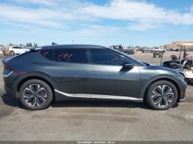 Kia EV6 LIGHT* DIGITAL* ПОДГРЕВ* CARPLAY* КАМЕРИ | Auto.bg — изображение 4