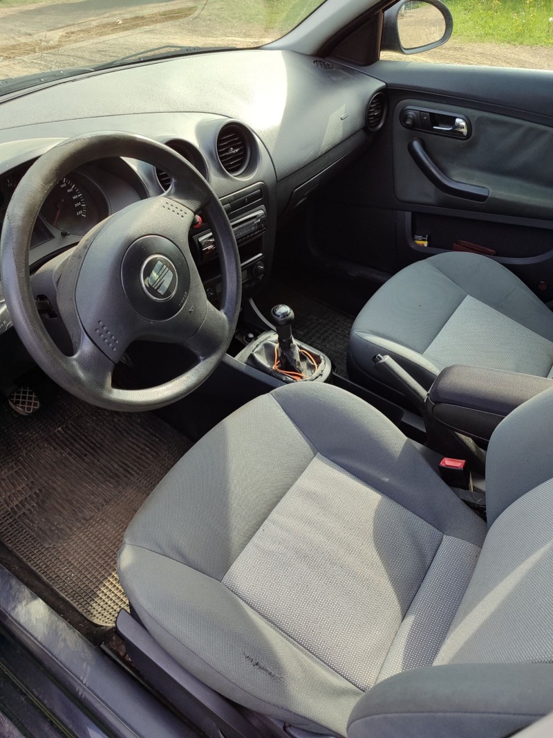 Seat Ibiza 1.4TDI, снимка 9 - Автомобили и джипове - 45371978