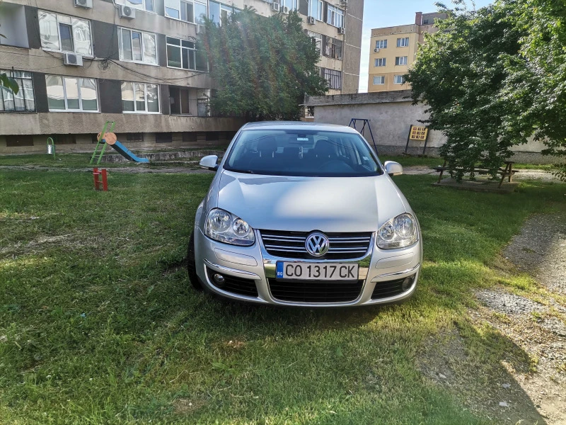 VW Jetta 1.4 TSI, снимка 2 - Автомобили и джипове - 47326381