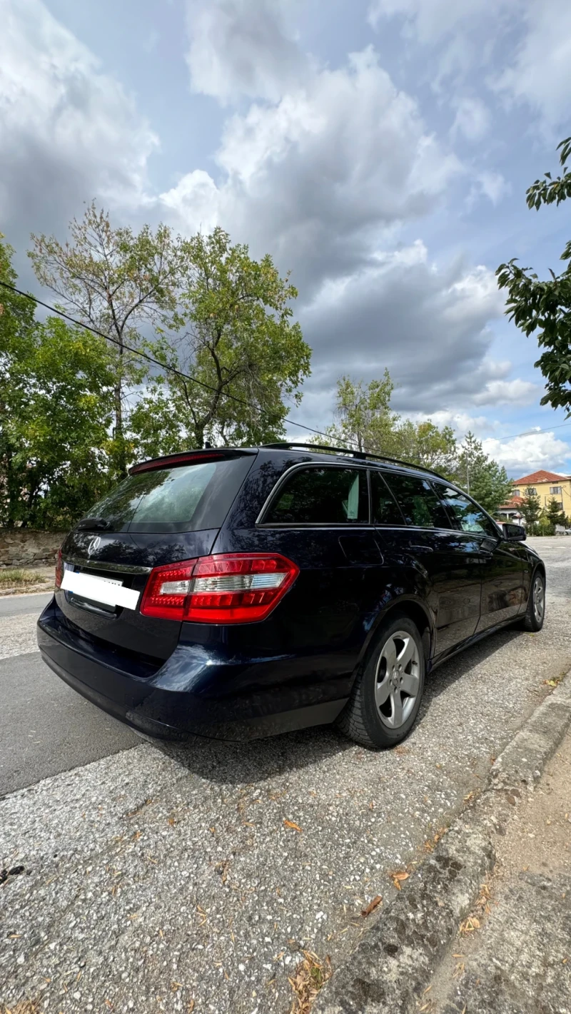 Mercedes-Benz E 200, снимка 3 - Автомобили и джипове - 47285409